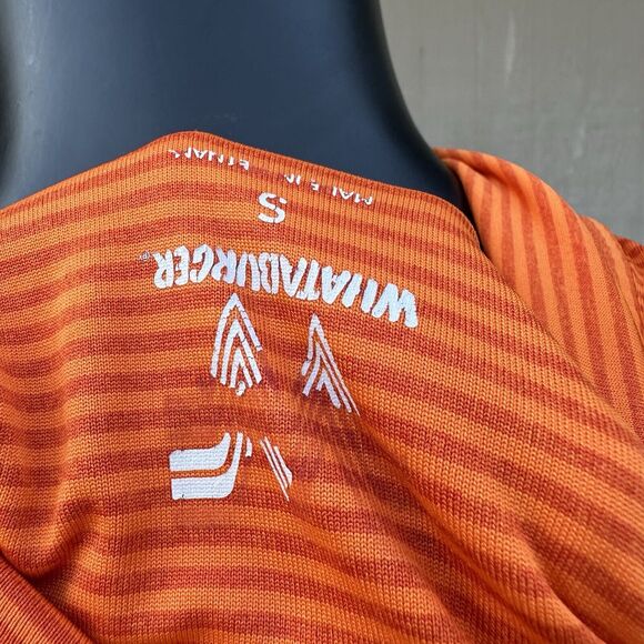 Whataburger Crew Polo Shirt Size Small‎ Stripe Embroidered Logo Employee Uniform - Picture 7 of 8
